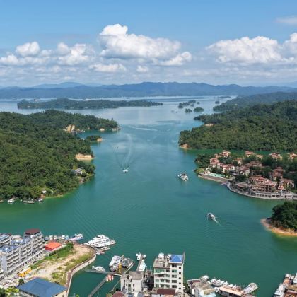 万绿湖风景区+野趣沟暗洞漂流+河源恐龙博物馆3日2晚私家团 万绿湖风景区+野趣沟暗洞漂流+河源恐龙博物馆3日2晚私家团