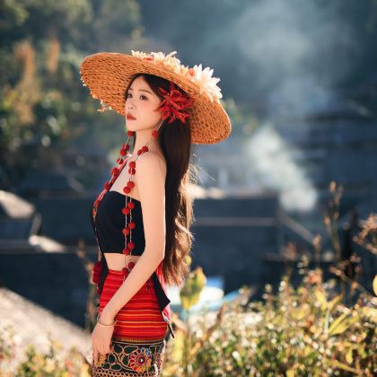 昆明+哀牢山虫谷+翁丁原始部落+龙摩爷圣地+孟连+景迈山茶林文化景区+西双版纳7日6晚拼小团 昆明+哀牢山虫谷+翁丁原始部落+龙摩爷圣地+孟连+景迈山茶林文化景区+西双版纳7日6晚拼小团