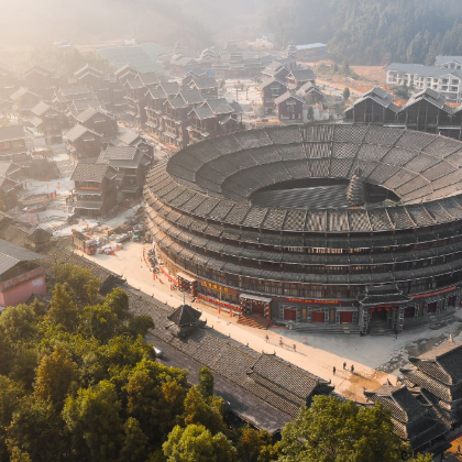 中国三江大侗寨景区+《坐妹》实景演出+仙人山景区+三江侗族自治县博物馆2日1晚私家团 中国三江大侗寨景区+《坐妹》实景演出+仙人山景区+三江侗族自治县博物馆2日1晚私家团