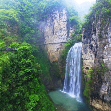 飞水谷+凤凰古城+竹山苗寨2日1晚自由行 飞水谷+凤凰古城+竹山苗寨2日1晚自由行