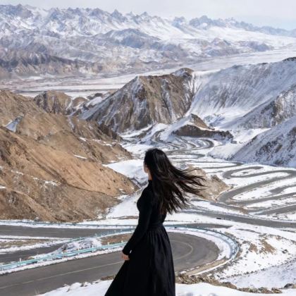 新疆乌鲁木齐+北疆+伊犁+南疆+喀纳斯+新疆帕米尔高原15日14晚私家团 新疆乌鲁木齐+北疆+伊犁+南疆+喀纳斯+新疆帕米尔高原15日14晚私家团