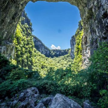 湘西+星德山+槟榔谷+坐龙峡风景区+芙蓉镇+鬼溪大峡谷+德夯苗寨6日5晚跟团游 湘西+星德山+槟榔谷+坐龙峡风景区+芙蓉镇+鬼溪大峡谷+德夯苗寨6日5晚跟团游