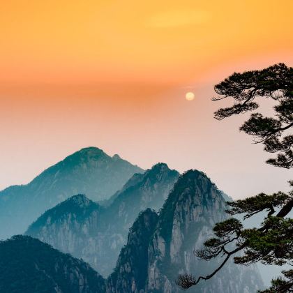 南昌+黄山+庐山风景名胜区+婺源+宏村7日6晚跟团游 南昌+黄山+庐山风景名胜区+婺源+宏村7日6晚跟团游