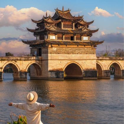 昆明+建水+斗南花市+建水古城4日3晚私家团 昆明+建水+斗南花市+建水古城4日3晚私家团