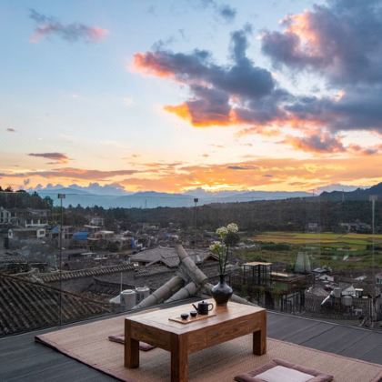 云南昆明+瑞丽+芒市+腾冲7日6晚私家团 云南昆明+瑞丽+芒市+腾冲7日6晚私家团