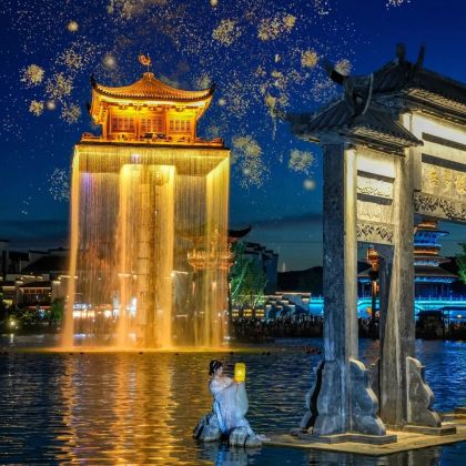 江西南昌+庐山+景德镇+婺源5日4晚拼小团 江西南昌+庐山+景德镇+婺源5日4晚拼小团