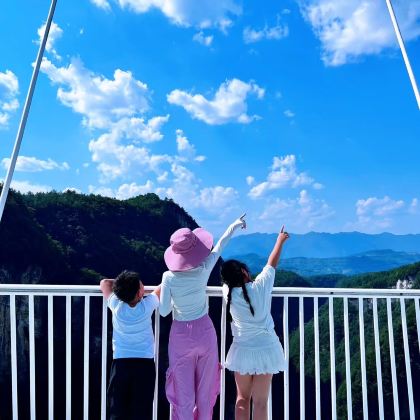 长沙+张家界+天门山+凤凰5日4晚跟团游 长沙+张家界+天门山+凤凰5日4晚跟团游