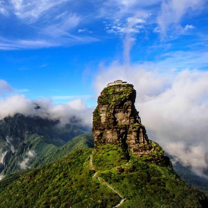 贵州贵阳+黄果树+梵净山+荔波+镇远+西江千户苗寨6日5晚跟团游 贵州贵阳+黄果树+梵净山+荔波+镇远+西江千户苗寨6日5晚跟团游