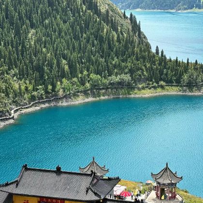 新疆乌鲁木齐+北疆+伊犁10日9晚跟团游 新疆乌鲁木齐+北疆+伊犁10日9晚跟团游