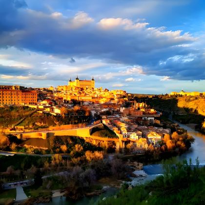 西班牙+法国+瑞士15日13晚拼小团 西班牙+法国+瑞士15日13晚拼小团