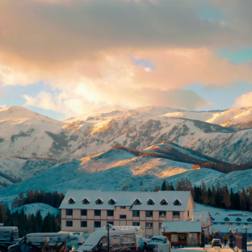 新疆北疆8日7晚私家团 新疆北疆8日7晚私家团