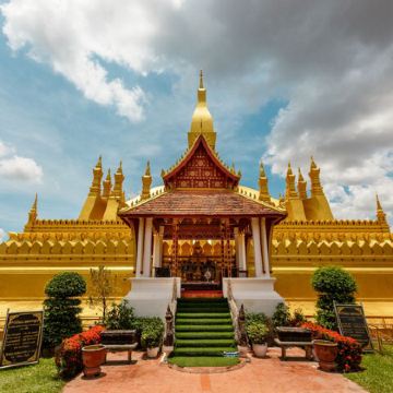 万象省+琅勃拉邦省8日私家团 万象省+琅勃拉邦省8日私家团