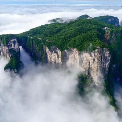 张家界+天门山+大峡谷+凤凰古城5日4晚拼小团