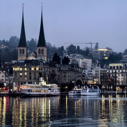 德国+奥地利+瑞士+荷兰+法国8日7晚跟团游 德国+奥地利+瑞士+荷兰+法国8日7晚跟团游