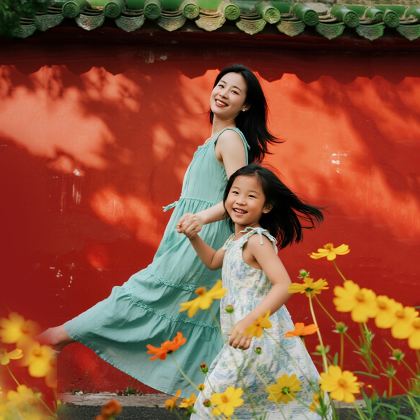 成都+九寨沟+三星堆博物馆+都江堰+黄龙风景名胜区6日5晚跟团游 成都+九寨沟+三星堆博物馆+都江堰+黄龙风景名胜区6日5晚跟团游