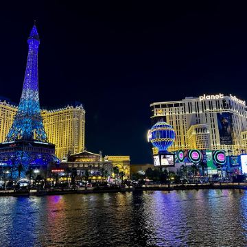 美国洛杉矶+拉斯维加斯+黄石国家公园8日7晚跟团游 美国洛杉矶+拉斯维加斯+黄石国家公园8日7晚跟团游