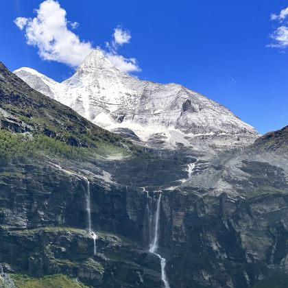 丽江+香格里拉+梅里雪山+稻城亚丁7日6晚拼小团 丽江+香格里拉+梅里雪山+稻城亚丁7日6晚拼小团