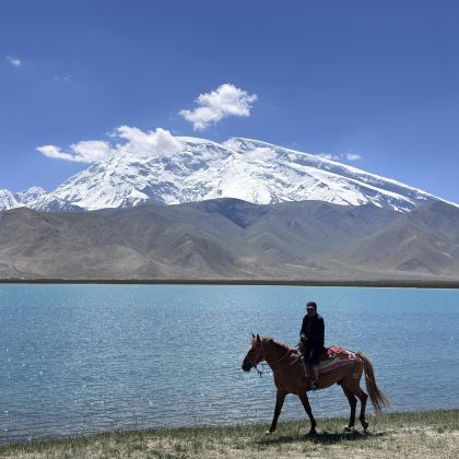 新疆南疆+库尔勒+喀什市7日6晚私家团 新疆南疆+库尔勒+喀什市7日6晚私家团