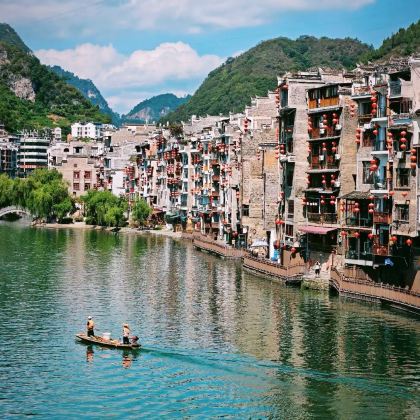 贵州贵阳+荔波+西江千户苗寨+织金洞5日4晚跟团游 贵州贵阳+荔波+西江千户苗寨+织金洞5日4晚跟团游