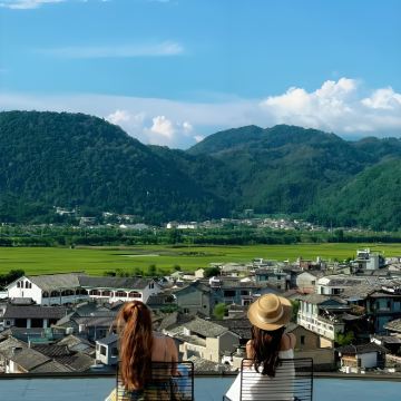 云南昆明+腾冲+芒市+瑞丽7日6晚跟团游 云南昆明+腾冲+芒市+瑞丽7日6晚跟团游