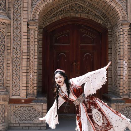 南疆+喀什地区5日4晚跟团游 南疆+喀什地区5日4晚跟团游