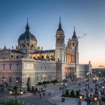 西班牙马德里+马略卡岛8日私家团 西班牙马德里+马略卡岛8日私家团