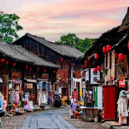 柳宗元文化旅游区+柳子庙+永州武庙+萍洲书院+阳明山国家森林公园+花千谷+九嶷山景区3日2晚私家团 柳宗元文化旅游区+柳子庙+永州武庙+萍洲书院+阳明山国家森林公园+花千谷+九嶷山景区3日2晚私家团