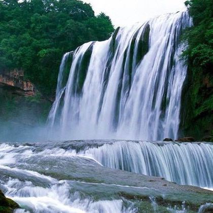 贵州贵阳+黄果树景区+梵净山+荔波小七孔景区+西江千户苗寨+镇远古城6日5晚跟团游 贵州贵阳+黄果树景区+梵净山+荔波小七孔景区+西江千户苗寨+镇远古城6日5晚跟团游
