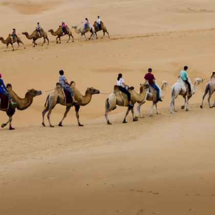 内蒙古希拉穆仁草原+响沙湾2日1晚私家团 内蒙古希拉穆仁草原+响沙湾2日1晚私家团