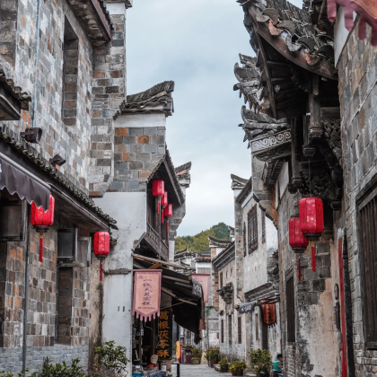 衢州孔氏南宗家庙+龙游石窟+江郎山风景名胜区+廿八都古镇2日1晚私家团 衢州孔氏南宗家庙+龙游石窟+江郎山风景名胜区+廿八都古镇2日1晚私家团