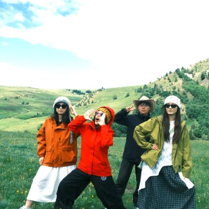 四姑娘山景区+格聂之眼+巴塘措普沟景区+墨石公园景区+鱼子西5日4晚拼小团 四姑娘山景区+格聂之眼+巴塘措普沟景区+墨石公园景区+鱼子西5日4晚拼小团