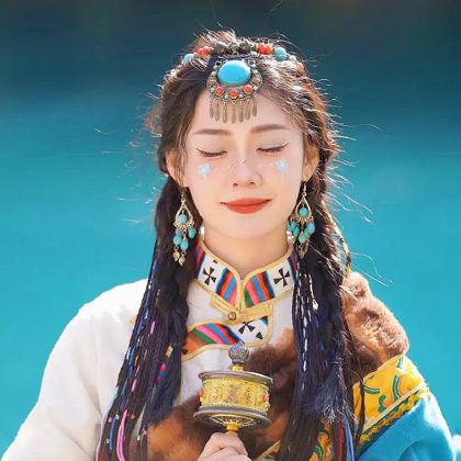 成都+九寨沟+黄龙风景名胜区+峨眉山+乐山大佛8日7晚跟团游 成都+九寨沟+黄龙风景名胜区+峨眉山+乐山大佛8日7晚跟团游