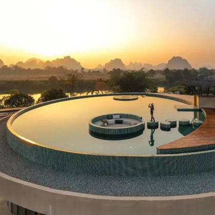 广西南宁+崇左+德天瀑布+明仕田园+通灵大峡谷+峒那屿湾景区5日4晚私家团 广西南宁+崇左+德天瀑布+明仕田园+通灵大峡谷+峒那屿湾景区5日4晚私家团