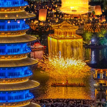 江西南昌+庐山风景名胜区+景德镇+婺源+三清山风景区+望仙谷6日5晚私家团 江西南昌+庐山风景名胜区+景德镇+婺源+三清山风景区+望仙谷6日5晚私家团