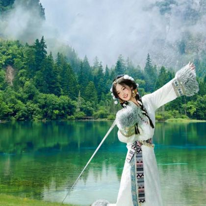 成都+九寨沟+黄龙风景名胜区5日跟团游 成都+九寨沟+黄龙风景名胜区5日跟团游