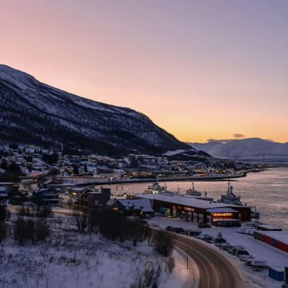 挪威9日8晚私家团 挪威9日8晚私家团