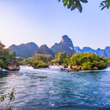 广西南宁+百魔洞+三门海+浩坤湖+鹅泉+明仕田园+峒那屿湾景区5日4晚私家团 广西南宁+百魔洞+三门海+浩坤湖+鹅泉+明仕田园+峒那屿湾景区5日4晚私家团