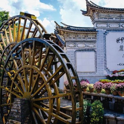 云南昆明+石林+九乡+大理市+洱海+香格里拉+丽江+泸沽湖+玉龙雪山9日8晚拼小团 云南昆明+石林+九乡+大理市+洱海+香格里拉+丽江+泸沽湖+玉龙雪山9日8晚拼小团