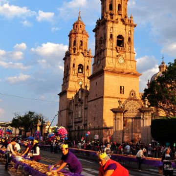 墨西哥莫雷利亚莫雷利亚大教堂+塔斯科圣普里斯卡教堂+圣胡安特奥蒂瓦坎日月金字塔8日7晚私家团 墨西哥莫雷利亚莫雷利亚大教堂+塔斯科圣普里斯卡教堂+圣胡安特奥蒂瓦坎日月金字塔8日7晚私家团