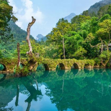 贵州贵阳+黄果树+荔波+西江千户苗寨4日3晚私家团 贵州贵阳+黄果树+荔波+西江千户苗寨4日3晚私家团