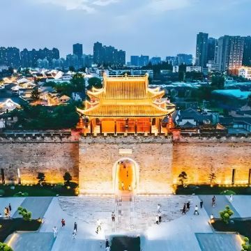 芜湖+芜湖古城+马仁奇峰风景区+鸠兹演艺小镇+天门山景区+采石矶+太白楼4日3晚私家团 芜湖+芜湖古城+马仁奇峰风景区+鸠兹演艺小镇+天门山景区+采石矶+太白楼4日3晚私家团