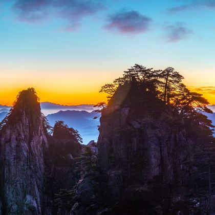 九华山+宏村景区+黄山风景区3日2晚跟团游