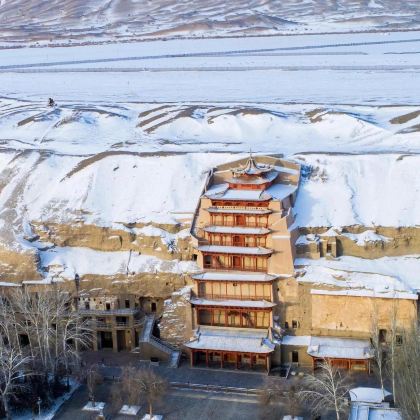 甘肃敦煌+鸣沙山月牙泉+阳关景区+玉门关+敦煌雅丹国家地质公园+锁阳城遗址+榆林窟+莫高窟6日5晚私家团 甘肃敦煌+鸣沙山月牙泉+阳关景区+玉门关+敦煌雅丹国家地质公园+锁阳城遗址+榆林窟+莫高窟6日5晚私家团