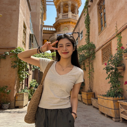 新疆南疆+库尔勒+喀什市+帕米尔高原9日8晚私家团 新疆南疆+库尔勒+喀什市+帕米尔高原9日8晚私家团