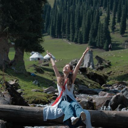 新疆乌鲁木齐+北疆+伊犁+赛里木湖7日6晚拼小团 新疆乌鲁木齐+北疆+伊犁+赛里木湖7日6晚拼小团