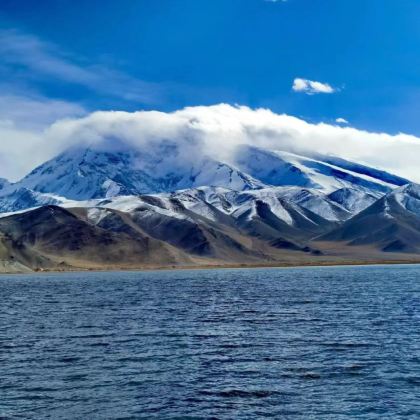 中国新疆阿克陶慕士塔格峰-喀拉库勒湖景区6日5晚跟团游