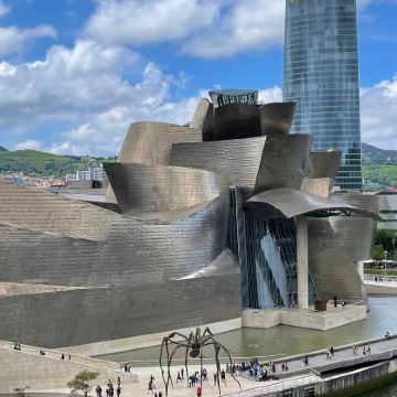 西班牙毕尔巴鄂+圣塞瓦斯蒂安+葡萄牙波尔图8日6晚私家团 西班牙毕尔巴鄂+圣塞瓦斯蒂安+葡萄牙波尔图8日6晚私家团