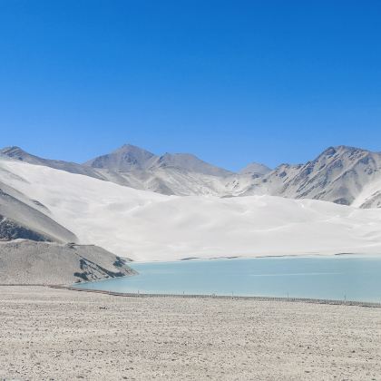 新疆乌鲁木齐+南疆+塔什库尔干+喀什市+库车+库尔勒8日7晚自由行 新疆乌鲁木齐+南疆+塔什库尔干+喀什市+库车+库尔勒8日7晚自由行