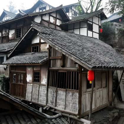 泸州+龙脑桥+泸县玉蟾山景区+尧坝古镇+金龙寺+泸州老窖景区5日4晚私家团 泸州+龙脑桥+泸县玉蟾山景区+尧坝古镇+金龙寺+泸州老窖景区5日4晚私家团
