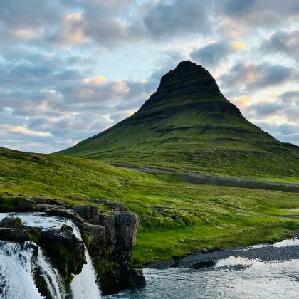 冰岛蓝湖+米湖+阿克雷里+斯奈山半岛+黄金旅游圈+瓦特纳冰川国家公园11日10晚拼小团 冰岛蓝湖+米湖+阿克雷里+斯奈山半岛+黄金旅游圈+瓦特纳冰川国家公园11日10晚拼小团
